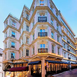 Meroddi Barnathan , Istambul Turquia
