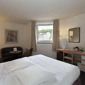 4* ホテル オテル パラディ